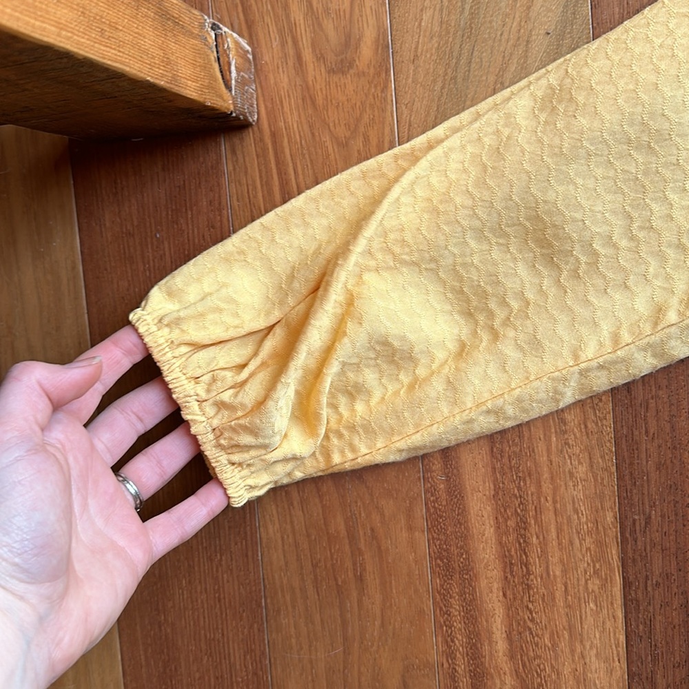 Sadie and Sage Yellow Off the Shoulder Crop Top, size small - Picture 4 of 10